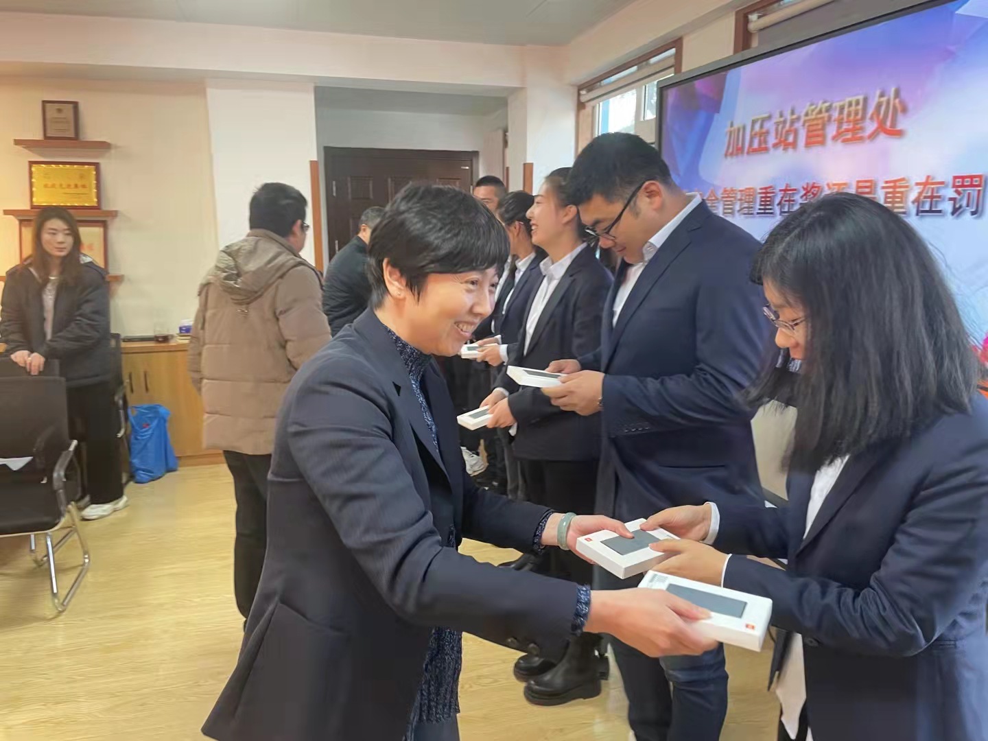 万象城AWC_官网